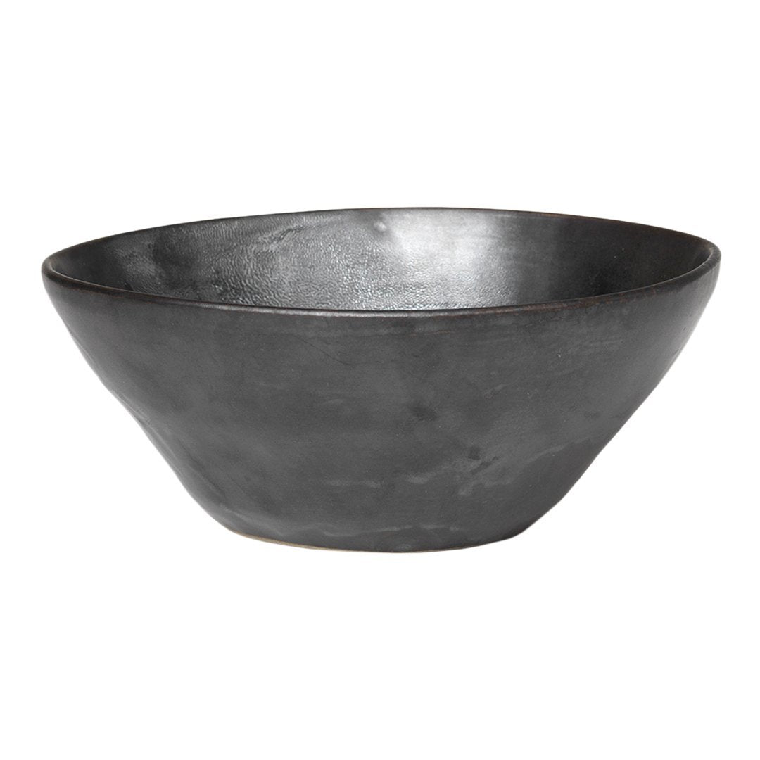Black ceramic bowl with a smooth, matte finish and elegant, minimalistic design. Ideal for modern table settings.
